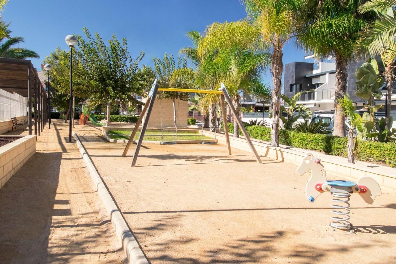 Villa Royal Park Torrevieja Exterior foto